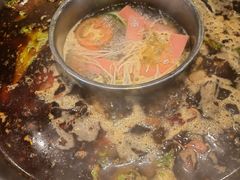 -憨石匠鲜菜土火锅(昆都店)