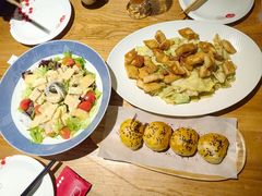 -石榴红了·非遗酥皮烤包子·新疆菜(瑞豪店)