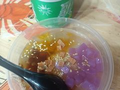 -老街烧烤大排档·地道湖北菜·龙虾馆(汉口火车站店)