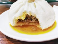 精品蟹黄大包-静海楼(学田店)