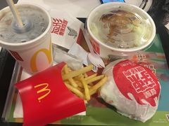 -麦当劳(广州新港东路第二分店)