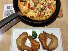 -必胜客(WOW中心城店)