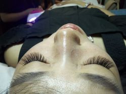 睫毛嫁接-光SPA科技美肤