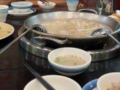 -老来福·非遗酸汤兔(凯旋路店)