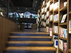 -那美(华莱坞店)