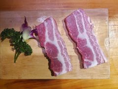 -唯成•韩国炭火烤肉 유성고기