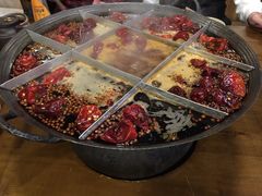 -白乐天毛肚火锅馆(南滨路店)