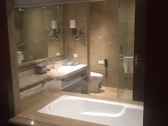 -昆山皇冠国际会展酒店