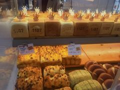 -红星前进面包牛奶公司(君太店)