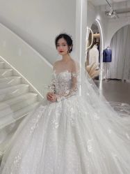 -艾米丽婚纱礼服