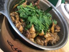 -芳村榕树头叹佬鸡煲(体育西店)