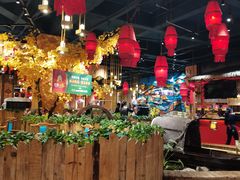 大堂-老滇山寨•云南特色菜•地方菜•民族风情歌舞表演(金碧店)