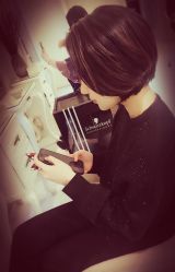 -e hair salon