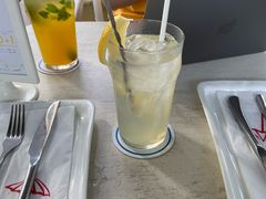-Cha Cha's Beach Cafe