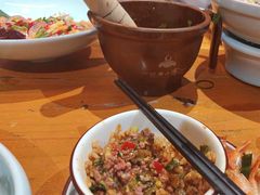 -老滇山寨•云南特色菜•地方菜•民族风情歌舞表演(金碧店)