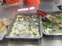 -闫家驴肉老店(华电一校店)