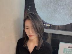 -变画·发型STUDIO