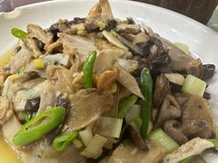 -邱二餐馆