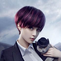 -时尚殿堂明星门店