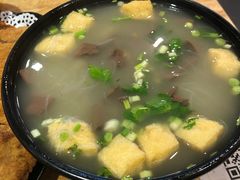 -玖鲜小笼(中山广场店)