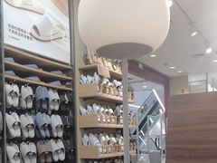 -银泰百货(西湖店)