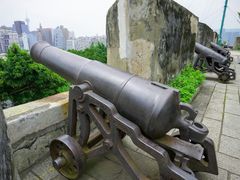 -大炮台