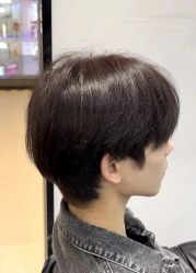 -一家只做男发烫染的店