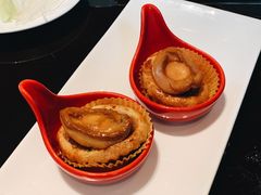 一口鲍鱼酥-夏宫中餐厅(静安香格里拉店)