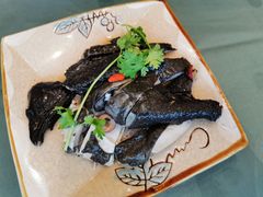 药膳鸡-沙龙酒家