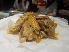 -头上红煨盐鸡·非遗院子餐厅
