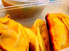 -黄阿姨锅贴大王(万航渡路店)