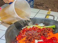 -扎起市井老火锅(乐山总店)