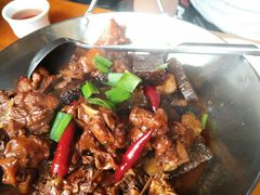 -临江餐馆二楼美食部落