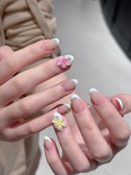 -猪猪女孩日式美睫美甲