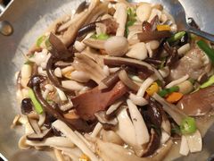 -老湘村·湖南土菜(天河维多利店)