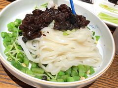 小大董炸酱面-小大董·烤鸭(王府井apm店)