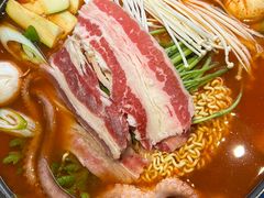 -草家酱蟹炭火烤肉店(珲春南路二店)