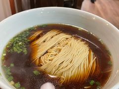 红汤面底-裕兴记•蟹黄面馆(人民广场店)