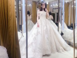 -LA GRACE高端婚纱礼服定制馆