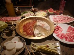 红白鸳鸯锅-小龙坎老火锅(金柏林店)