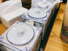 -鑫花溪牛肉米粉(人民广场店)