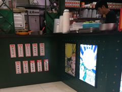 -香港十三座(宝山万达店)