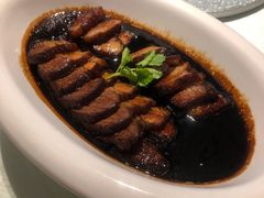招牌焦糖黑叉烧-维园悦谱·海派家常菜(乌鲁木齐南路店)