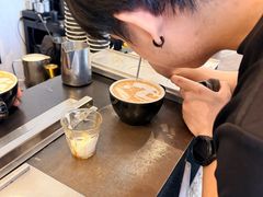 -Roast8ry Coffee Lab
