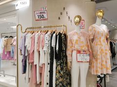 -广州白马服装市场