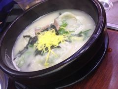 饺子雪浓汤-神仙雪浓汤(明洞店)