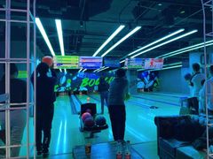 -世代星球·保龄球·镭战真人CS·团建(杨浦店)