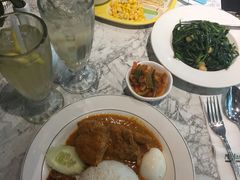 -关夫人餐厅(阳光广场店)