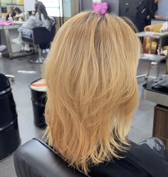 -诗悦发型SALON·圣罗兰店