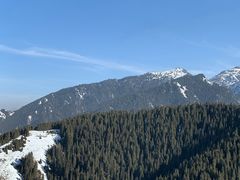 -丝绸之路山地度假区滑雪场